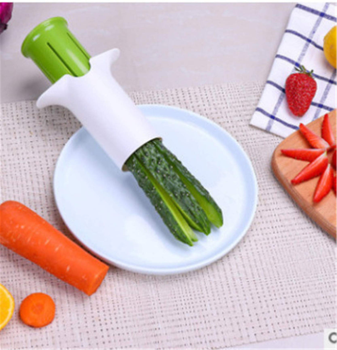 YOVQNMX Cucumber Slicer, Strawberry Slicer, Grape Slicer, Carrot Cutter, Potato Cutter, Creative Kitchen Tools, Multi-Function Fruit And Vegetable Slicer, Fruit Salad Making Pizza Fruit Dispenser